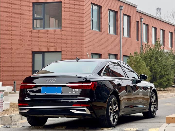 Audi A6L 40 TFSI люкс-динамик — фото 6