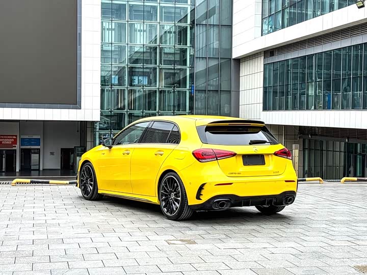 Mercedes-Benz A-Class 2022 AMG A 35 4 MATIC — фото 15