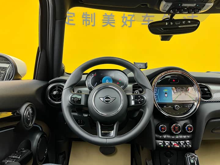 MINI Hatch — фото 12