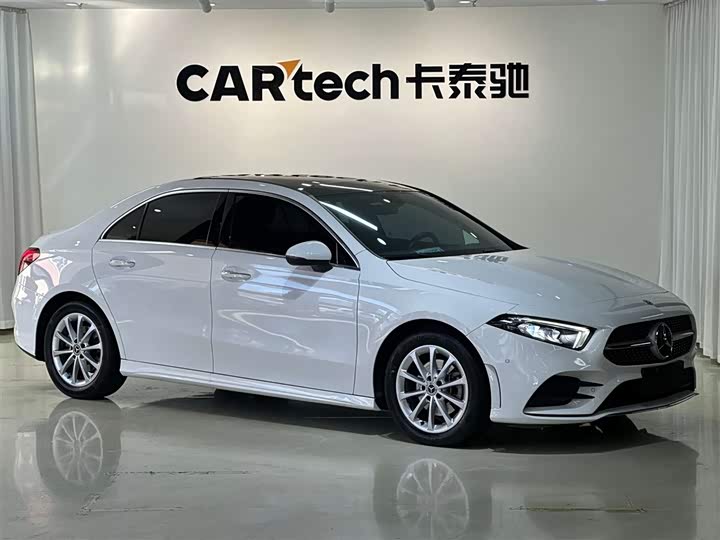 Mercedes-Benz A-Class 2019 A 200 L — фото 2