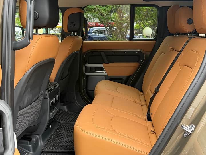 Land Rover Defender — фото 7