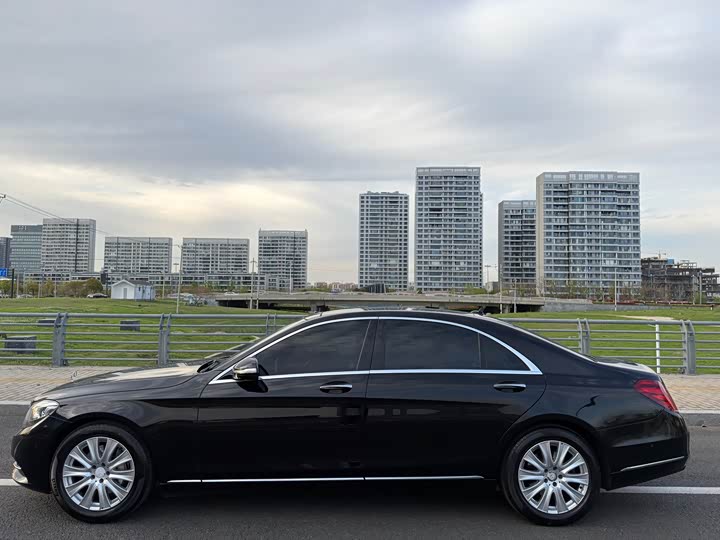 Mercedes-Benz S-Class 2016 S 320 L Luxury — фото 5