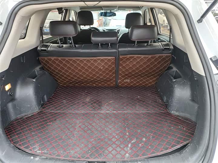 Changan CS75 2016 2.0 L MTLuxury V — фото 15