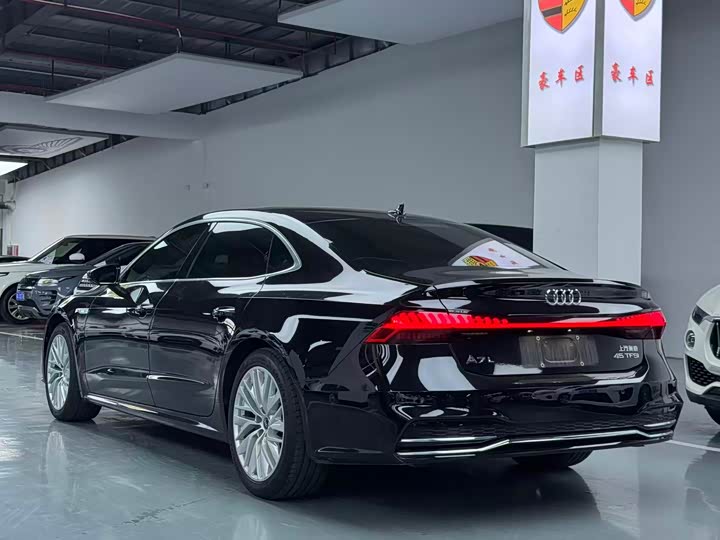 Audi A7L 45TFSI S-line — фото 16