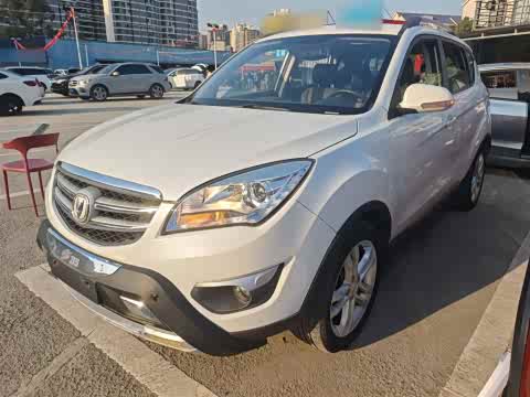 Changan CS35 2016 1.6 L MTLuxury IV — фото 26