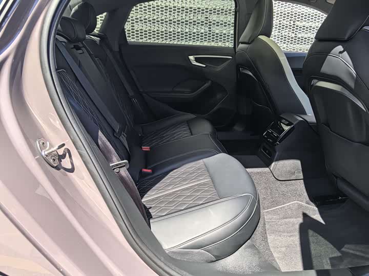 Audi A5L 2026 2.0 T Plus — фото 8