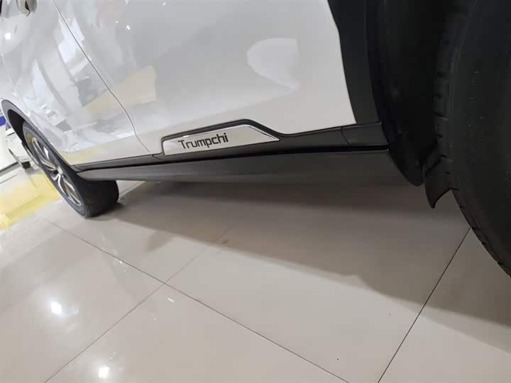 Trumpchi GS8 2017 320 T 2 WD ( ) — фото 22