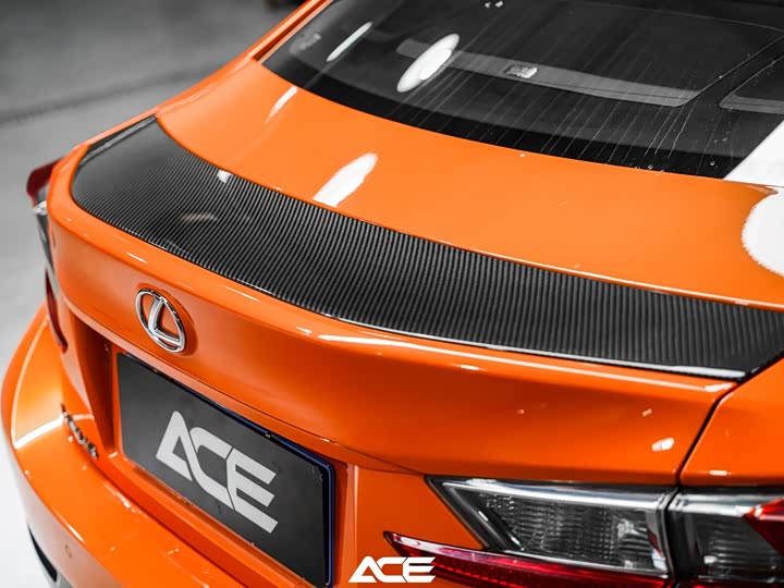 Lexus RC 2016 F 5.0 L — фото 18