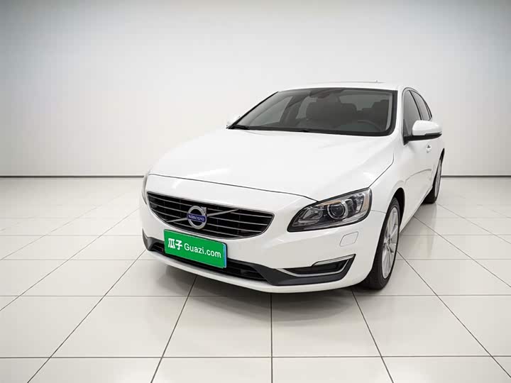 Volvo S60 2015 S 60 L 2.0 T — фото 1