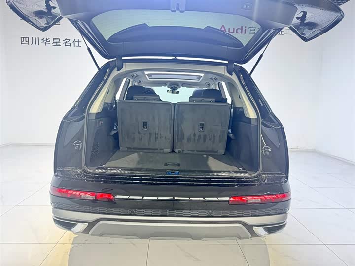 Audi Q7 2023 55 TFSI quattro S line Sport — фото 6
