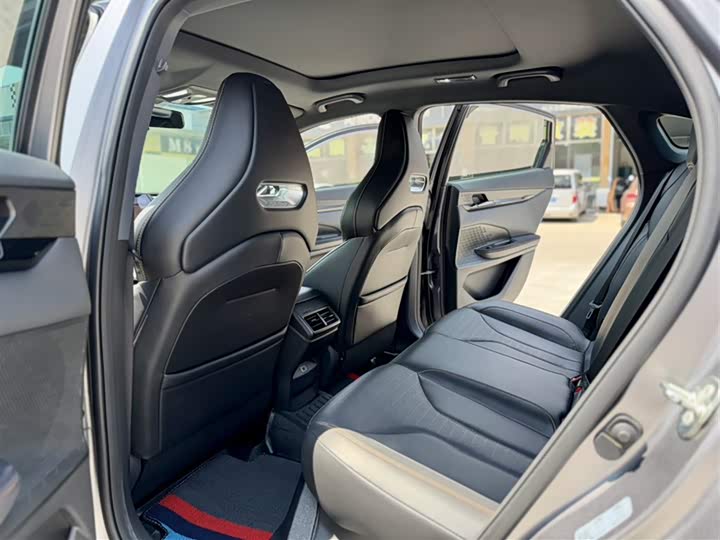 Changan UNI-V 2022 2.0 T — фото 8
