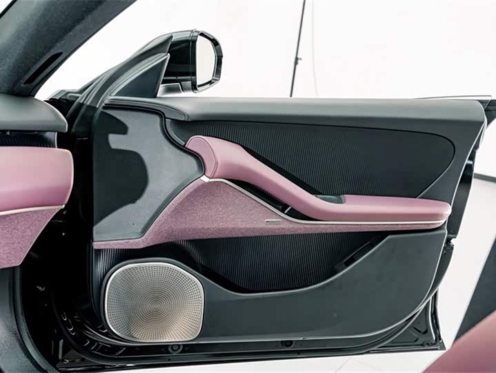 NIO ET5T 2025 75k Wh Touring — фото 15