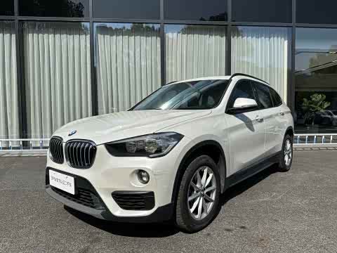 BMW X1 2019 s Drive 18 Li — фото 23