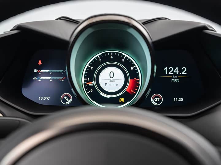 Aston Martin DBS 2022 DBS Superleggera V 12 Coupe — фото 8