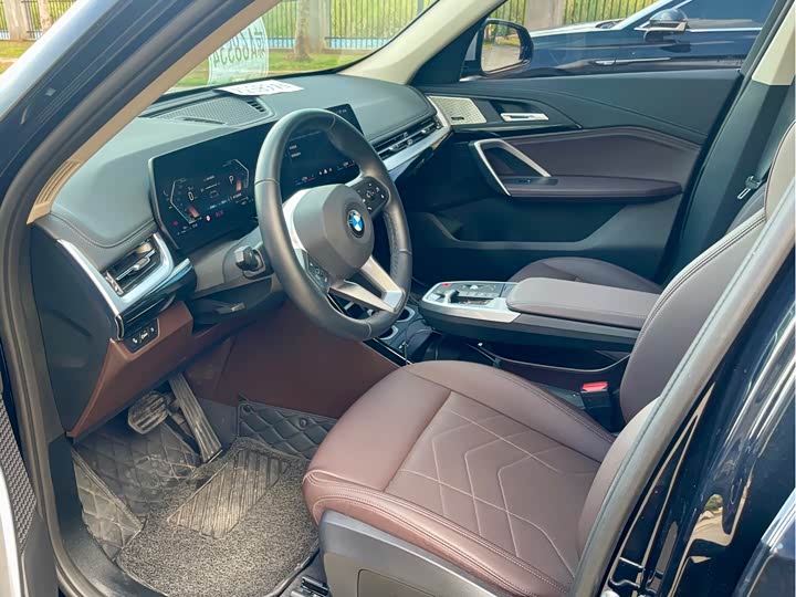 BMW X1 2023 s Drive 25 Li X — фото 6
