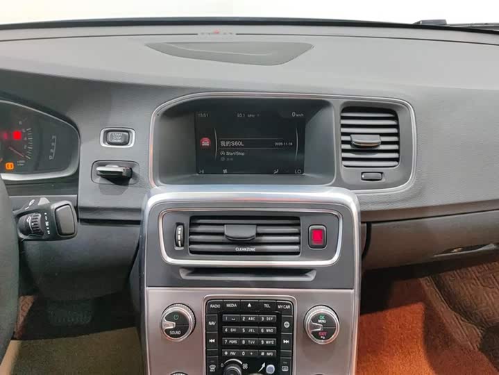 Volvo S60 2018 S 60 L T 3 — фото 13