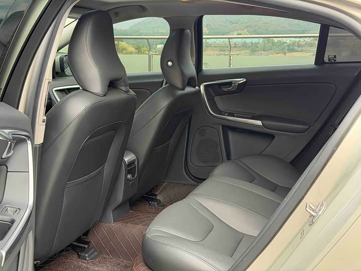 Volvo S60 2019 S 60 L T 5 — фото 5