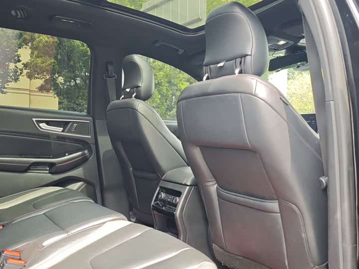 Ford Edge — фото 13