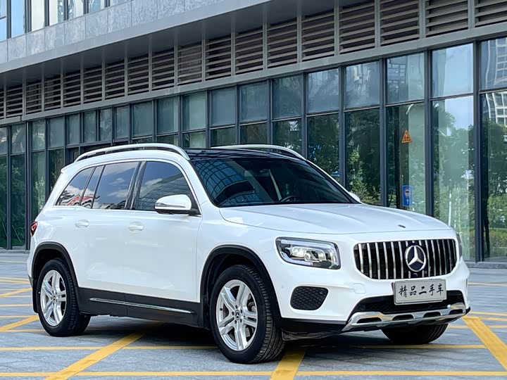 Mercedes-Benz GLB рестайлинг GLB 200 динамик — фото 3