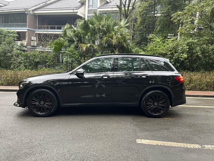 Mercedes-Benz GLC 260 4MATIC динамик — фото 6