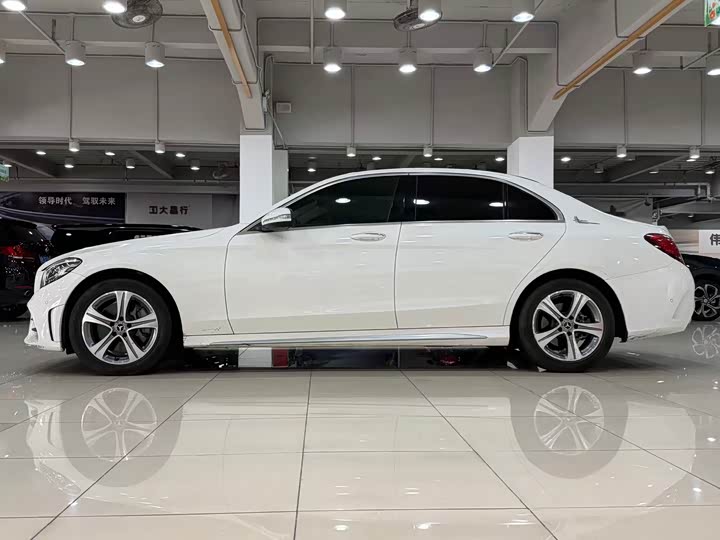Mercedes-Benz C-Class 2019 C 260 L — фото 4