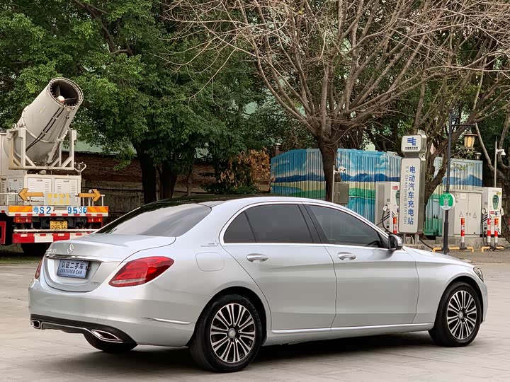 Mercedes-Benz C-Class 2016 C 200 L — фото 16