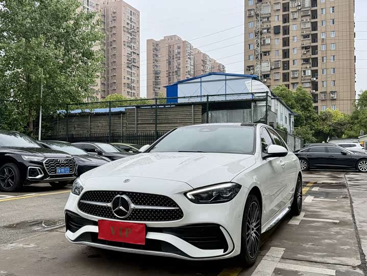 Mercedes-Benz C-Class 2025 C 260 L — фото 1