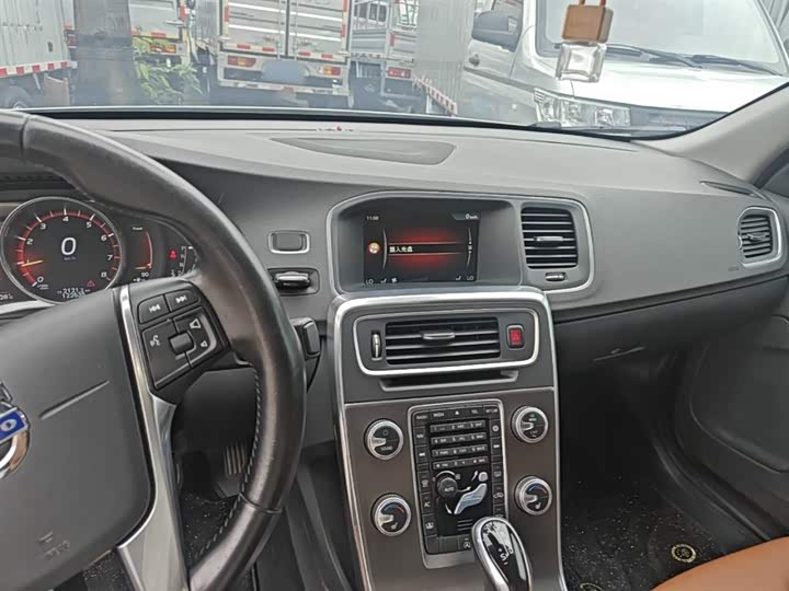 Volvo S60 2016 S 60 L T 5 — фото 10