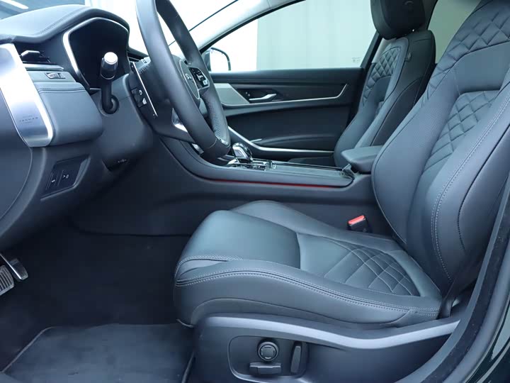 Jaguar XFL 2022 XFL 2.0 T P 250 2 WD — фото 5
