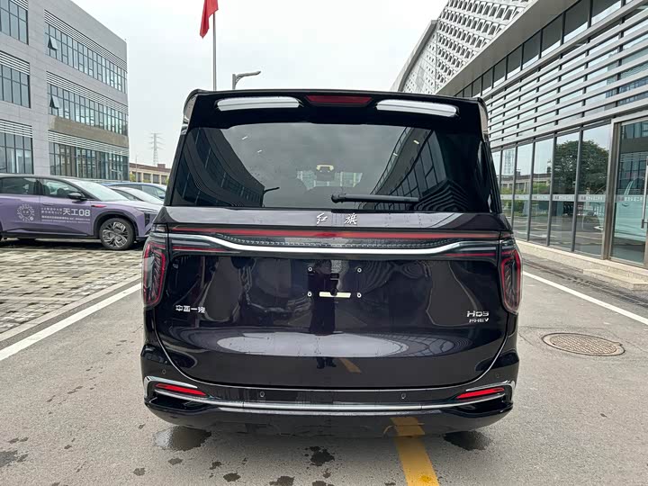 Hongqi HQ9 PHEV 2024 2.0 T 4 WD — фото 5