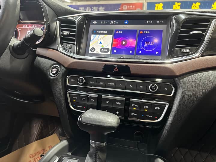 Trumpchi GS8 2017 320 T 2 WD （ ） — фото 16