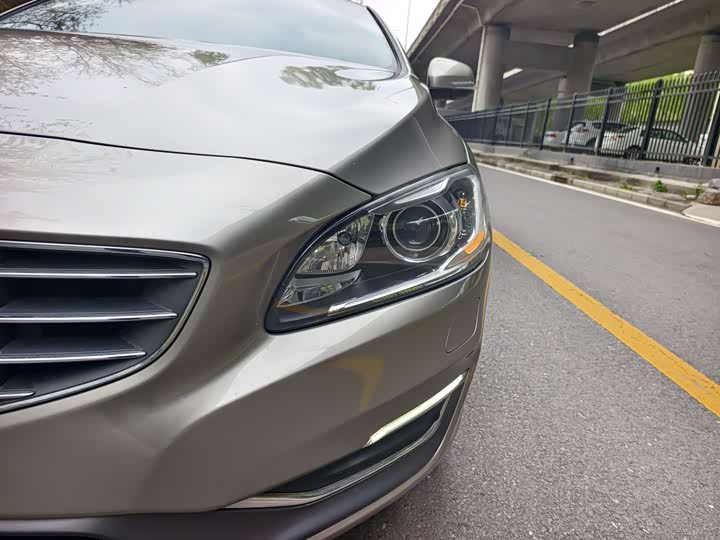 Volvo S60 2015 S 60 L T 5 — фото 16