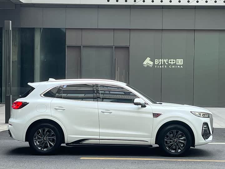 Hongqi HS5 2023 2.0 T Pro — фото 10