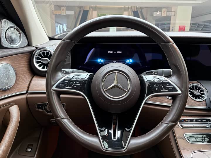 Mercedes-Benz E-Class 2021 E 260 L — фото 10
