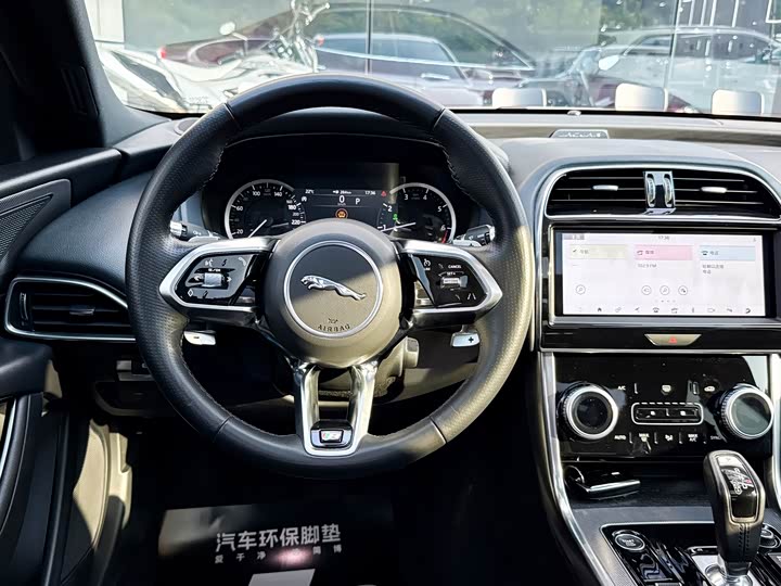 Jaguar XEL 2020 2.0 T 200 PS R-DYNAMIC — фото 14