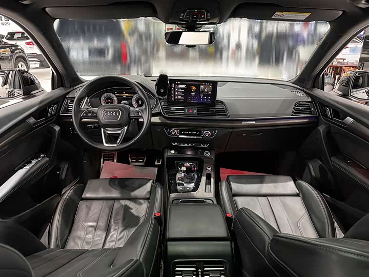 Audi Q5L 2024 45 TFSI — фото 8