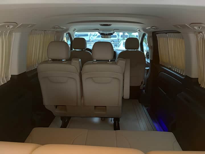 Mercedes-Benz Vito — фото 32