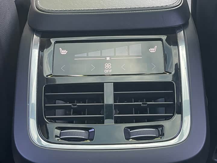 Volvo XC90 2015 T 6 5 — фото 15