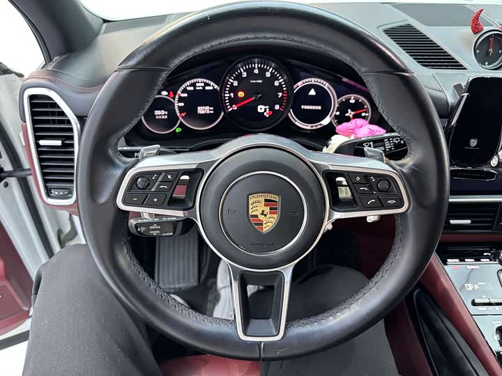 Porsche Cayenne 2019 Cayenne 3.0 T — фото 11