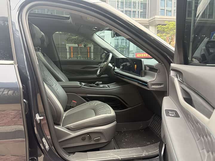 Ford Edge — фото 17