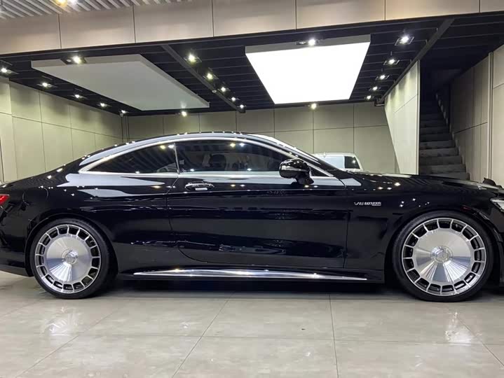 Mercedes-Benz S-Class 2018 AMG S 63 4 MATIC+ Coupe — фото 6
