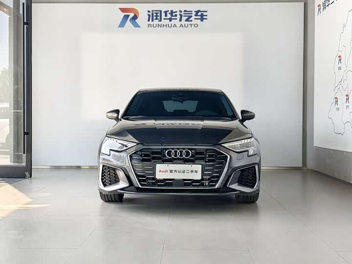 Audi A3 2023 Sportback 35 TFSI Sport — фото 2