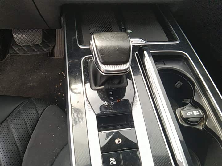 Hongqi HS5 2023 2.0 T Pro — фото 14