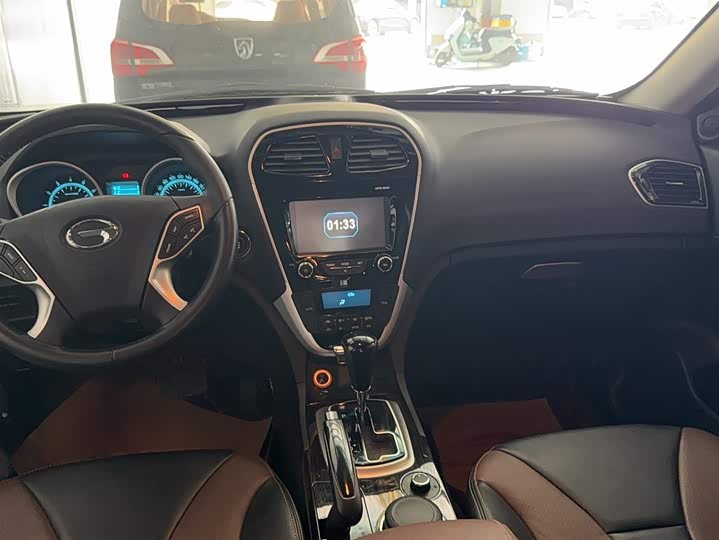 Trumpchi GS5 Super 2015 1.8 T AT 4 WD — фото 4