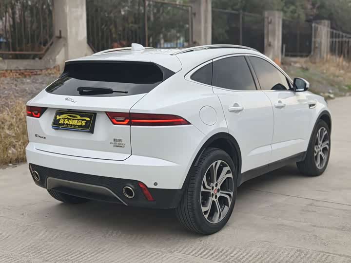 Jaguar E-PACE 2018 P 250 SE VI — фото 6