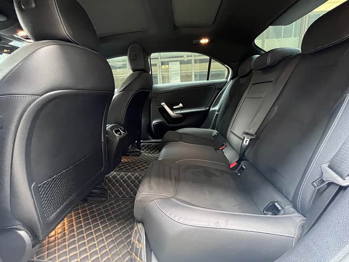 Mercedes-Benz A-Class 2021 A 200 L — фото 13