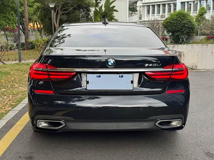 BMW 7 Series 730Li премиум M спортпакет — фото 13