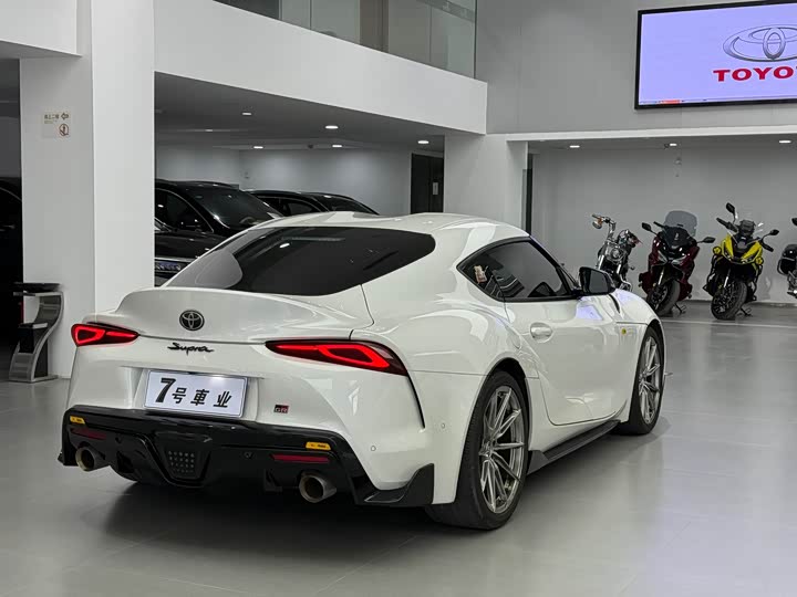 Toyota SUPRA 2022 GR SUPRA 3.0 T Standard — фото 12