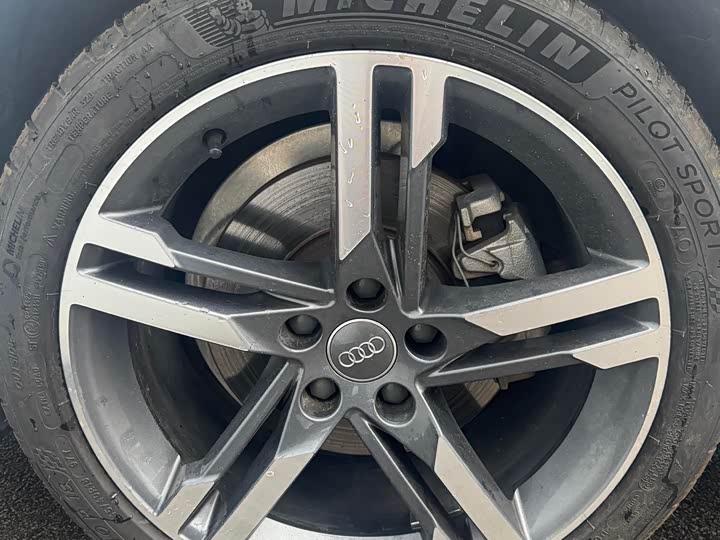 Audi A4L 2020 40 TFSI — фото 10
