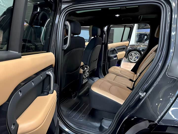 Land Rover Defender — фото 7